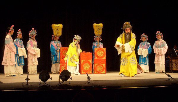 Chinese Opera to Entertain the Ghosts